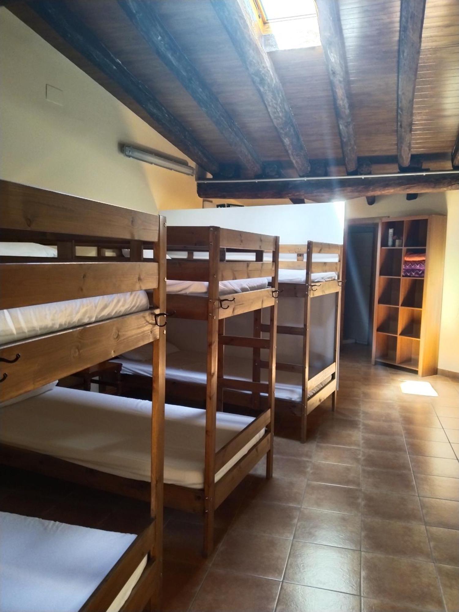 El Refugi Hostel Arboli Kültér fotó