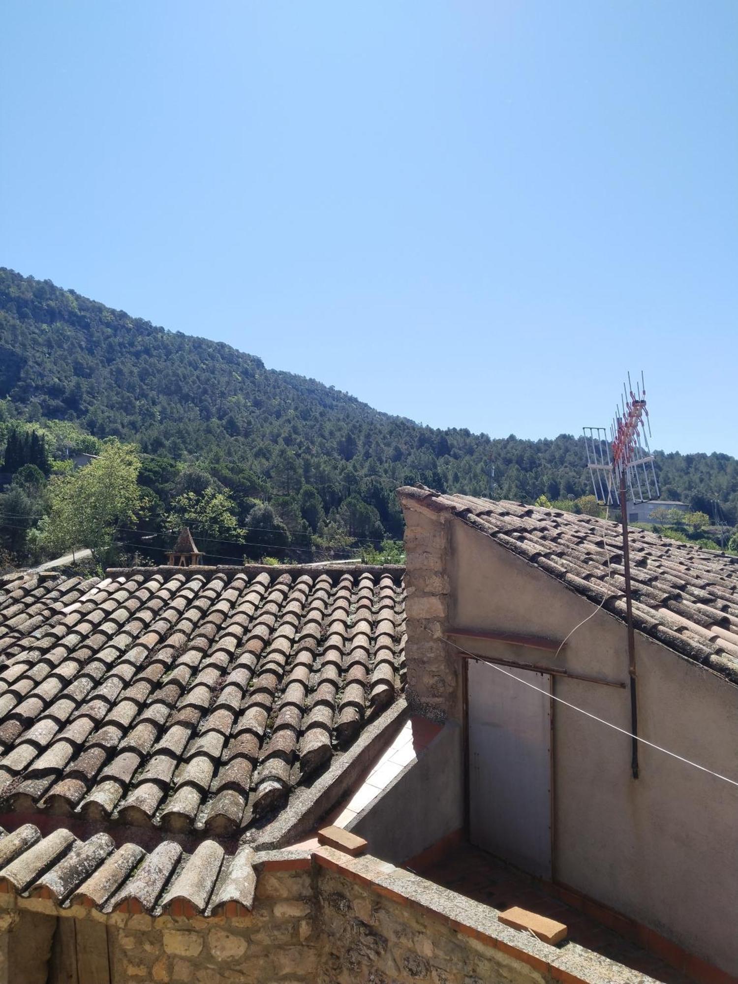 El Refugi Hostel Arboli Kültér fotó