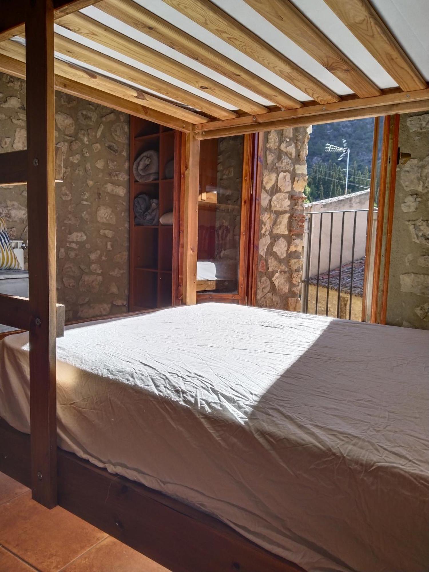 El Refugi Hostel Arboli Kültér fotó
